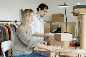 How do packing services work