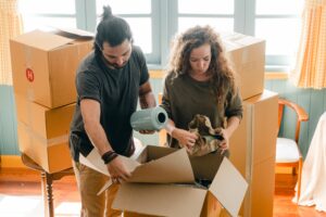Best moving day tips for families