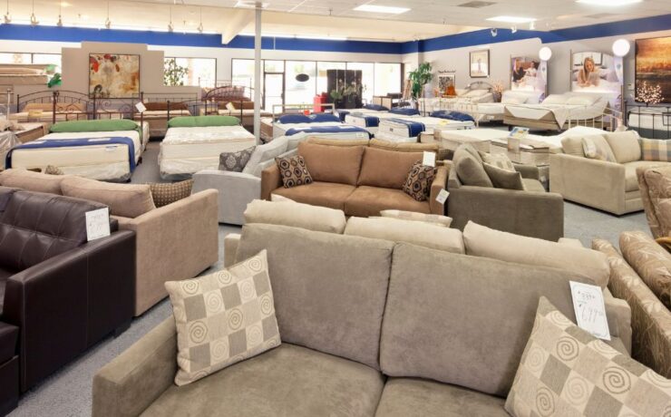 How to store furniture