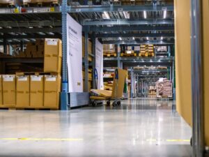 Are mover companies providing storage facilities available?