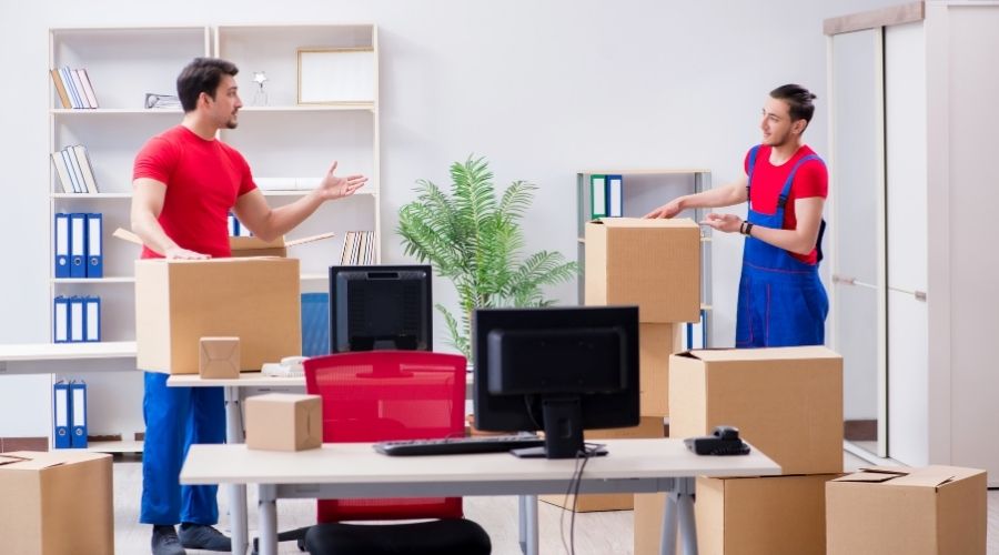 How much does it cost to hire a moving company?